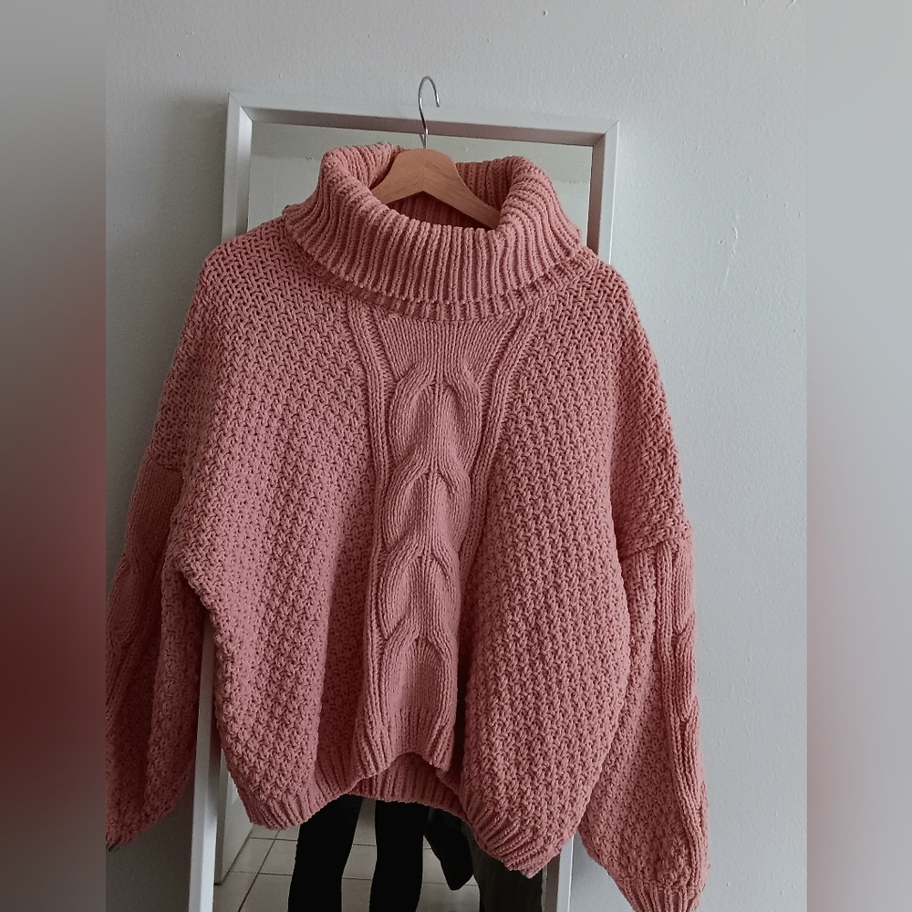 Turtle neck sweater